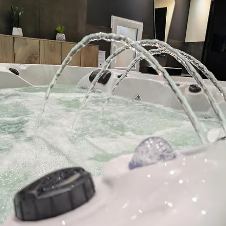 De Campagne Avec Privatif Nyaraló Saint-Sauvant (Vienne)