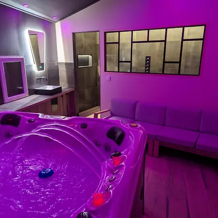 De Campagne Avec Privatif Saint-Sauvant (Vienne)